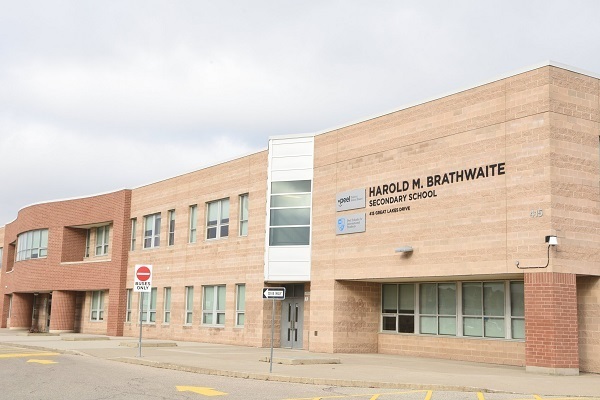 pais expõem incidente islamofóbico em escola canadense