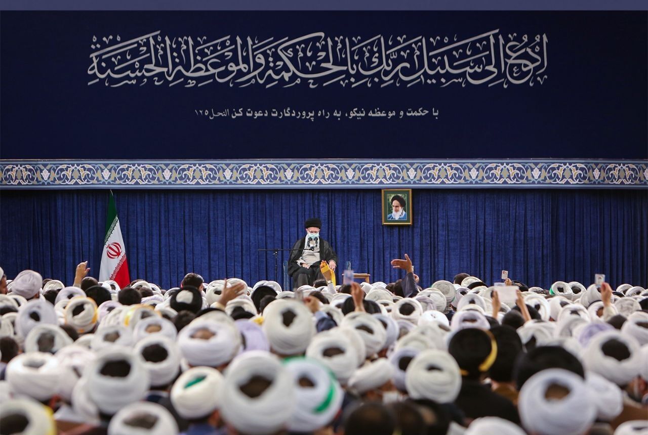 Ayatollah Khamenei: Hoje, a vulnerabilidade do Ocidente é mais do que nunca