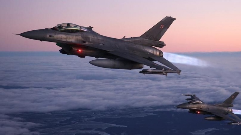 USA kündigen Entsendung von F16-Kampfflugzeuge in die Straße von Hormus an