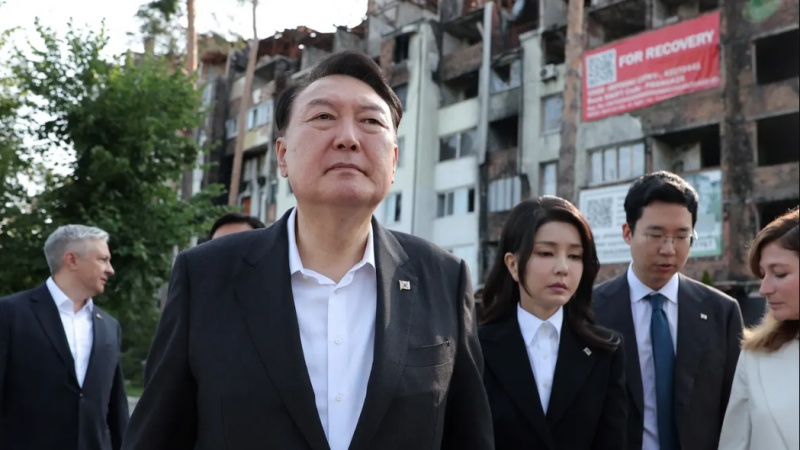 韓国大統領がウクライナ訪問　ゼレンスキー氏とも会談