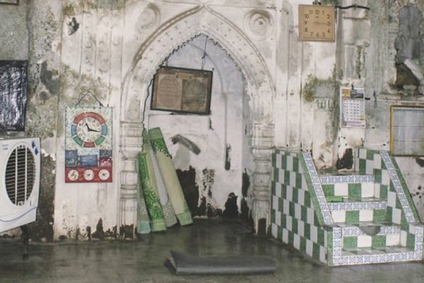 800-year-old mosque closed in India’s Maharashtra