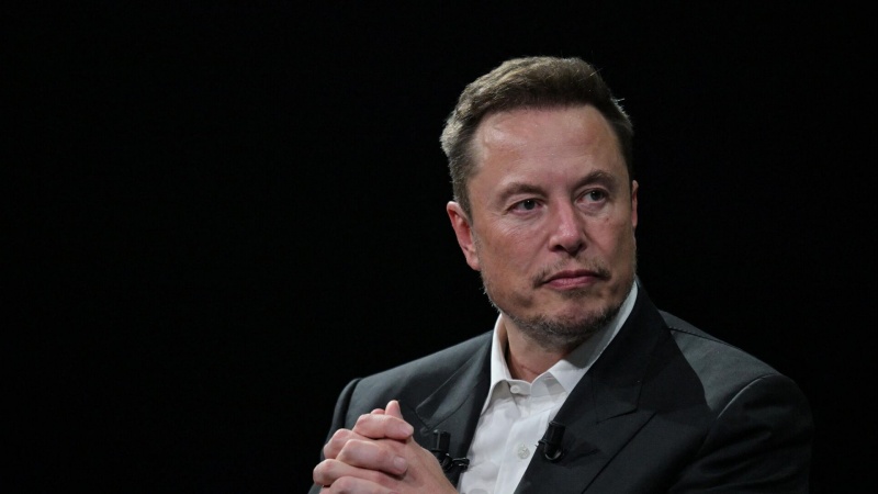 米マスク氏、「ウクライナへのクラスター爆弾供与は国を貶める」