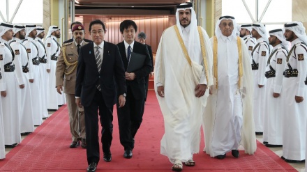 岸田首相がカタール到着、首脳会談実施へ
