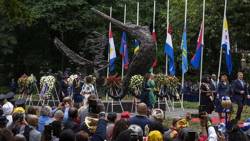  Извинения Голландии за роль страны в рабстве