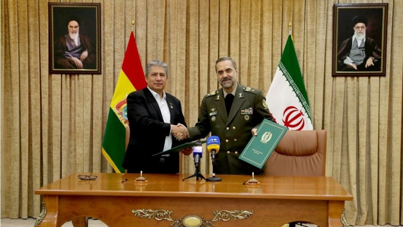 イランとボリビアが、防衛協力合意に署名