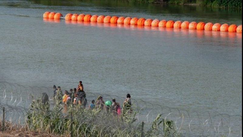 Шокирующий отчет CNN о бесчеловечном обращении Америки с просителями убежища