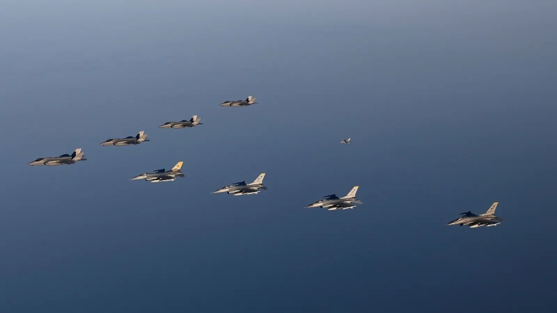 中国が台湾周辺へ複数の戦闘機・戦艦を派遣