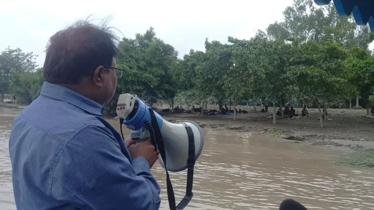 यमुना में फिर से जलस्तर बढ़ा, प्रशासन ने घाटों को खाली कराया