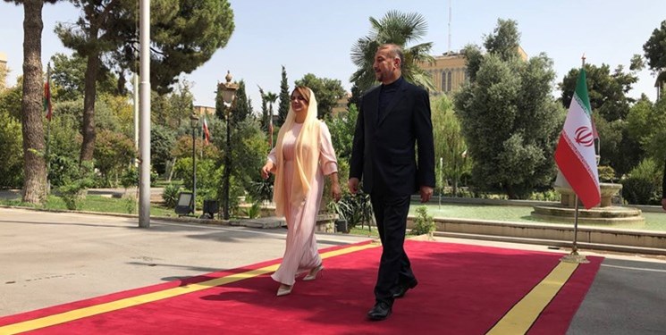 أول زيارة لوزيرة خارجية ليبيا الى طهران 