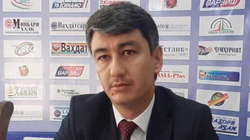 Мудири Бонки Миллии Тоҷикистон дар Бохтари вилояти Хатлон аз афзоиши теъдоди корбарони кортҳо хабар дод