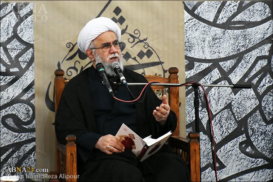 Ayetullah Ramazani: Batı Dünyası Özgürlük Adına Laubaliyi Teşvik Ediyor
