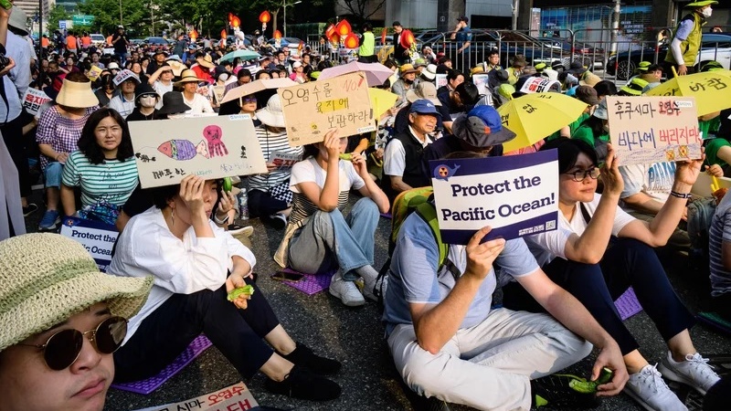  韓国・ソウルで、日本の処理水海洋放出に対する抗議デモ