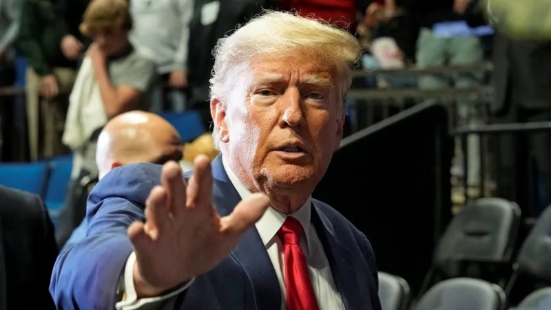 Trump: "Biden, il presidente più corrotto", "forze sinistre vogliono distruggermi"