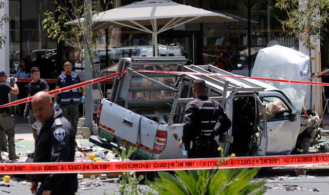 6 injured, 3 seriously in a retaliatory attack in Tel Aviv