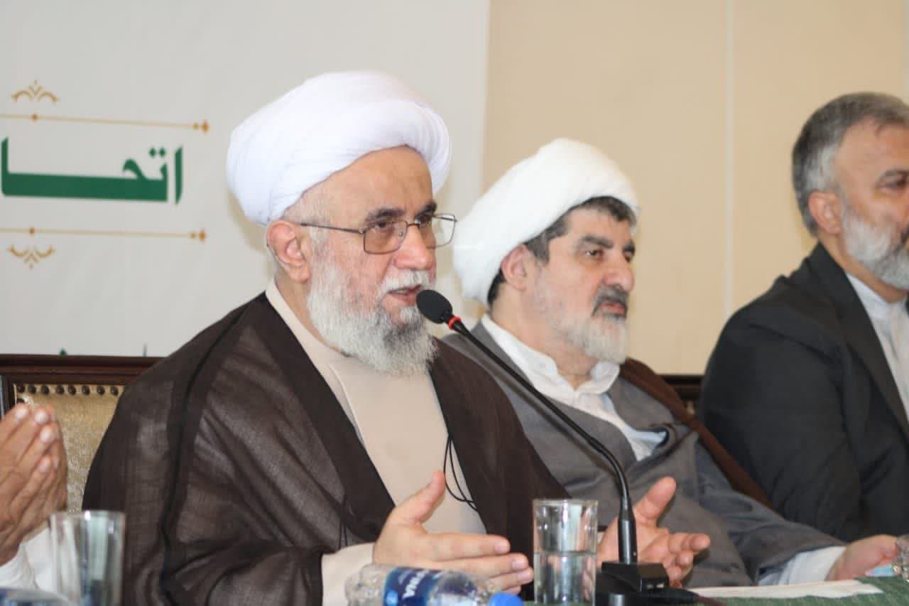 أمين عام المجمع العالمي لأهل البيت (ع) يلقي كلمة بمؤتمر "اتحاد الأمة" في كراتشي الباكستانية+(صور)