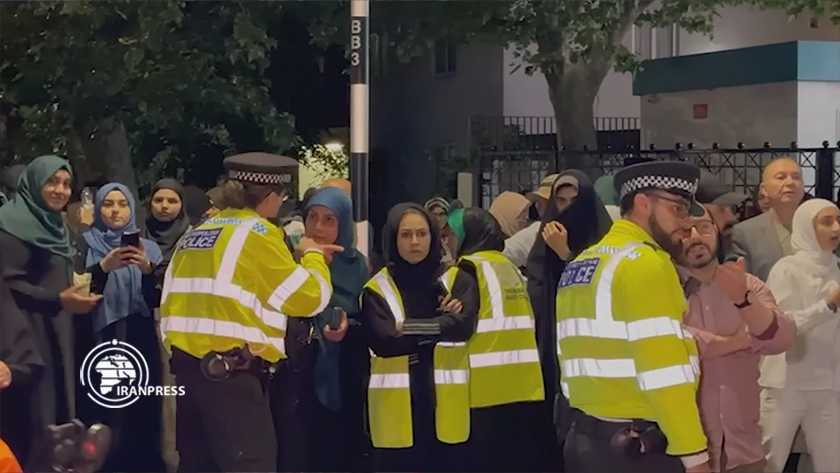 Zabranjeno obilježavanje praznika Gadira u Islamskom centru u Londonu, policija tukla muslimane (foto)