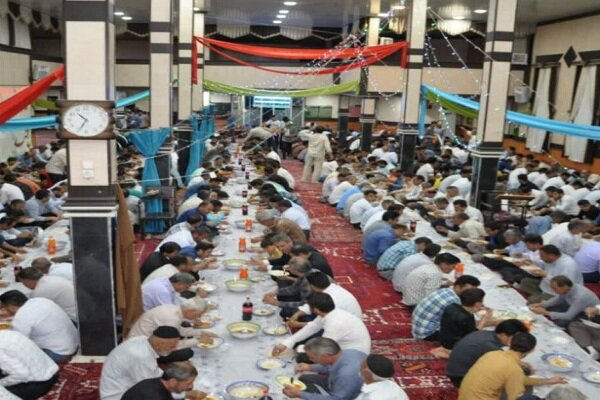 Video: Preparing 110,000 food on Eid al-Ghadir feast