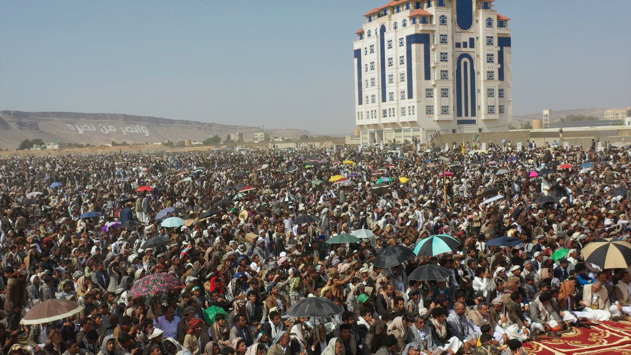 أبناء صعدة يحتشدون في 11 ساحة لتجديد العهد والولاء للإمام علي عليه السلام +(صور)