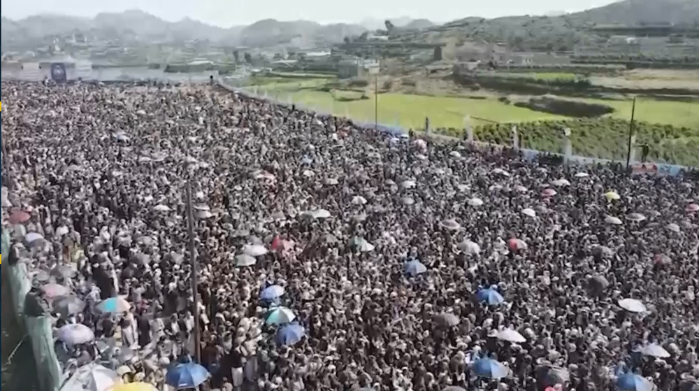 Video: Muslims in Yemen celebrate Eid al-Ghadir