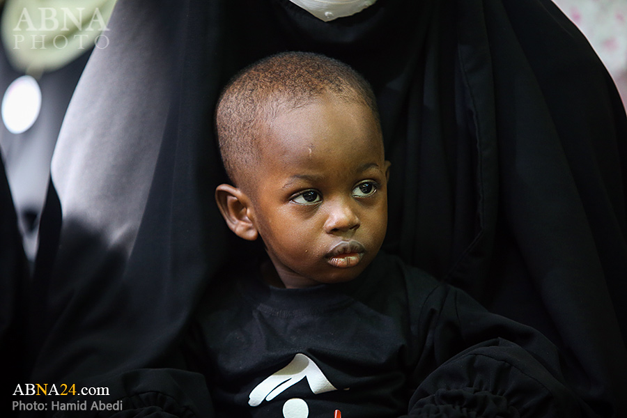 Manifestacija "Djeca Gadira" u haremu hazreti Masume, uz učešće žena iz desetina zemalja svijeta