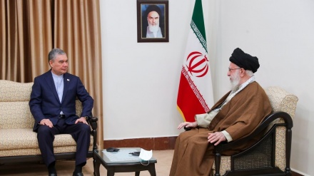イラン最高指導者「我々は南北輸送回廊の完成を決意」