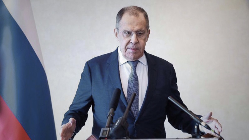 Интиқоди Лавров аз изҳороти зидди русии сафири Амрико