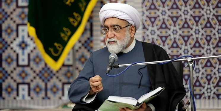 تولیت آستان قدس: با "فرهنگ، ادب و مکتب رضوی" می توانیم به جهان هویت دهیم