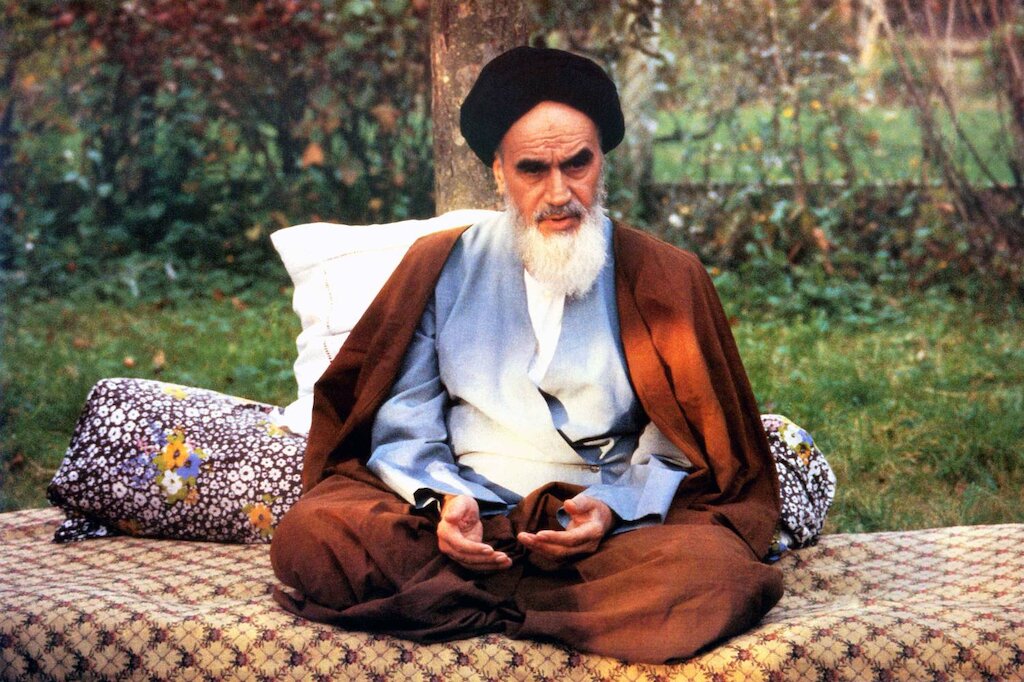 Video: "Faith” and “hope” enabled Imam Khomeini to bring about great changes