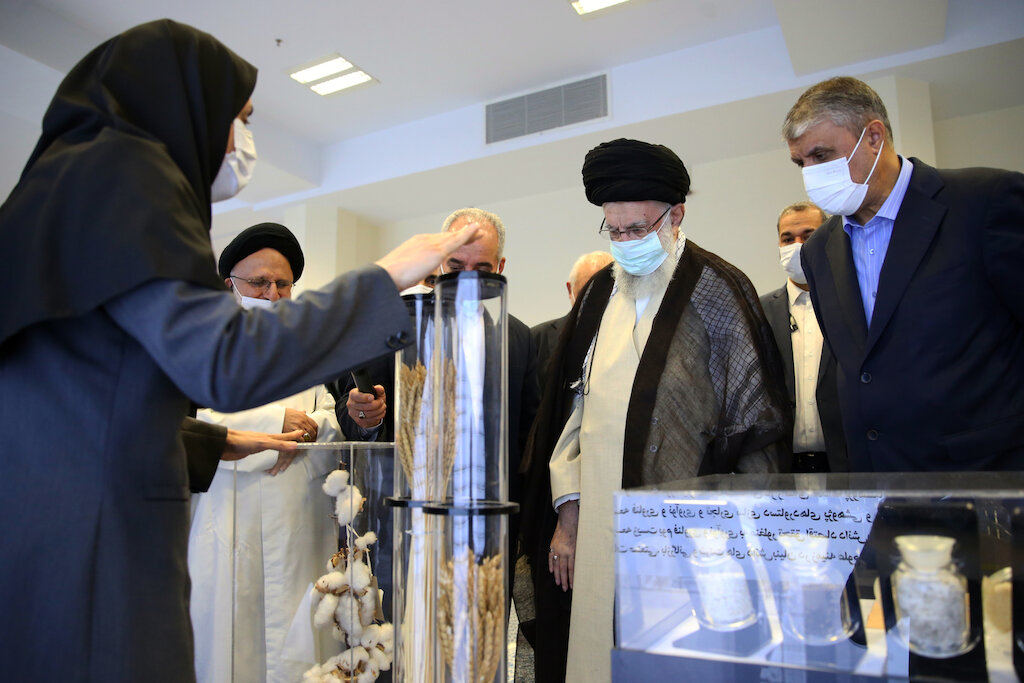 Iran's 20 years of experience with West on nuclear issues "their promises cannot be trusted" (Video)