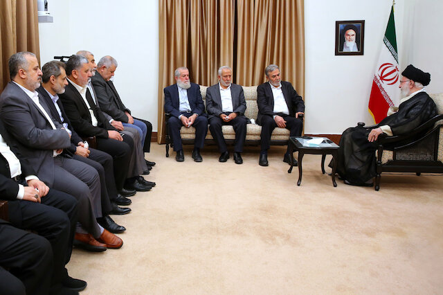 Imam Khamenei: Zionists rightly worried about not seeing 80th anniversary