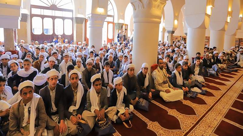 اختتام الدورة 35 التعليمية لتوعية الطلاب والحفاظ على الهوية الإيمانية في صنعاء
