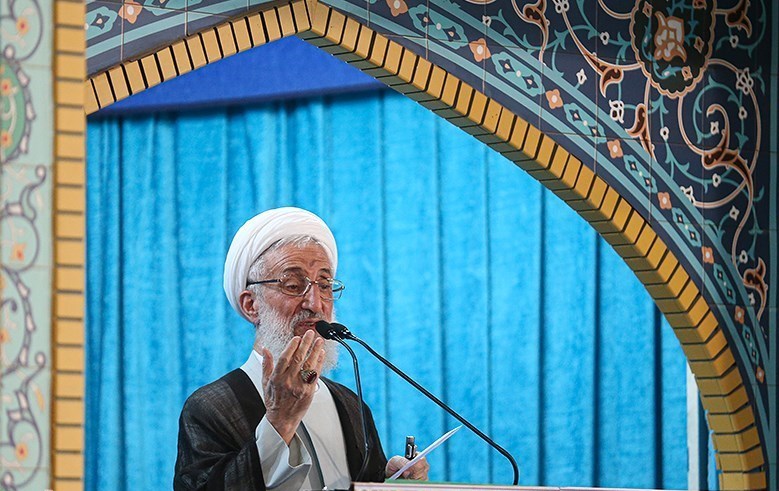 إمام جمعة طهران: الثورة الإسلامية حولت الفكر العلماني والإلحادي الى معرفة حقيقية بالدين وطاعة الله