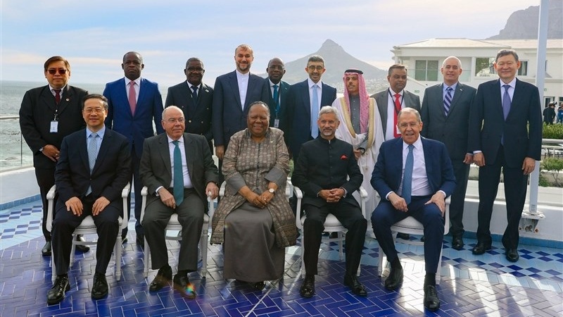 Menlu BRICS Berdialog dengan Negara Sahabat di Afrika Selatan