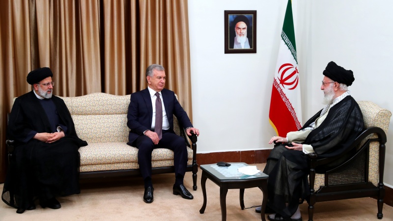 イラン最高指導者、「我が国はウズベクを公海に接続可能」