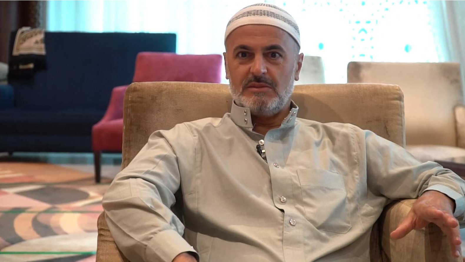 Enver Beganović, koji je pješke stigao na hadž: Radovao sam se svakom danu pješačenja do Mekke, vojska me pratila 300 km