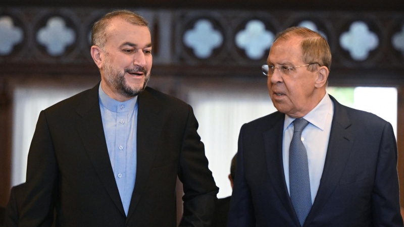 イラン・ロシア外相が電話会談、ロシア国内一部地域情勢めぐり
