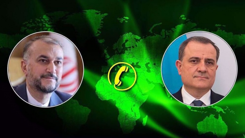 Ministri Esteri Abdollahian e Bayramovtra: l'Iran e l'Azerbaigian possono risolvere problemi