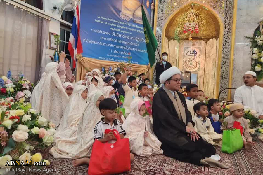 احتفال بمناسبة سن بلوغ التكليف للفتيات في مناسبة ولادة السيدة المعصومة(ع) والإمام الرضا (ع) في تايلاند