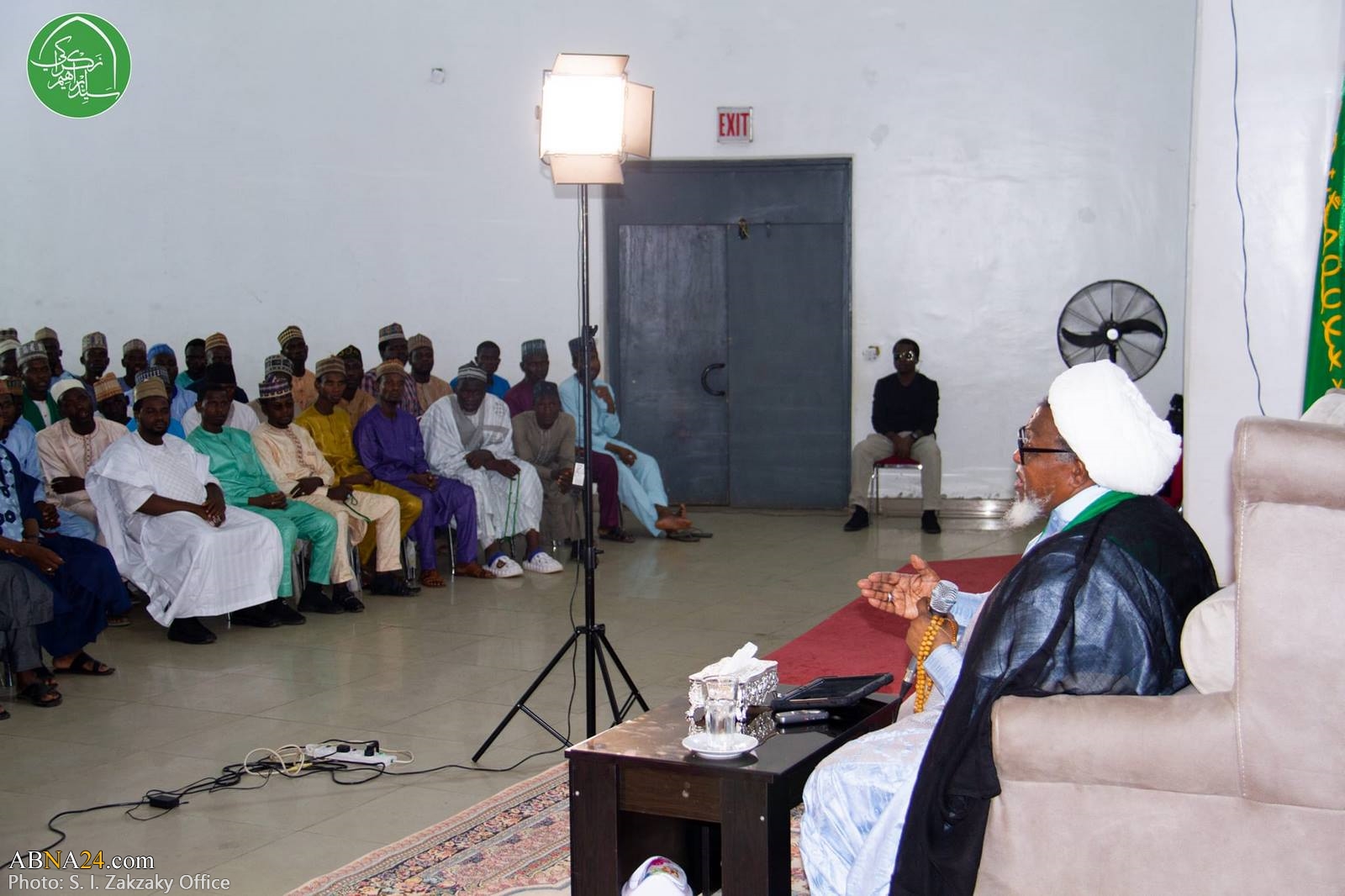  لقاء محرري أحداث "مجزرة زاريا" بالشيخ الزكزكي +(صور)