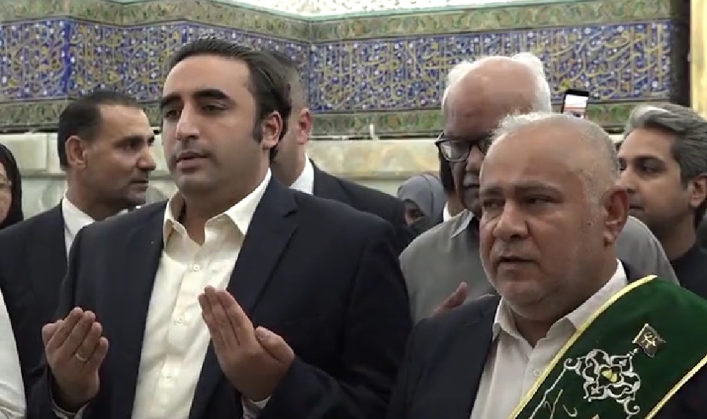 ویدیو/ تشرف وزیر امور خارجه پاکستان به حرم مطهر امام کاظم(ع)