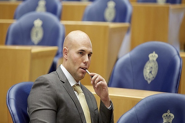 Holanda: Expolítico antimusulmán habla de su conversión al Islam Holanda: Expolítico antimusulmán habla de su conversión al Islam