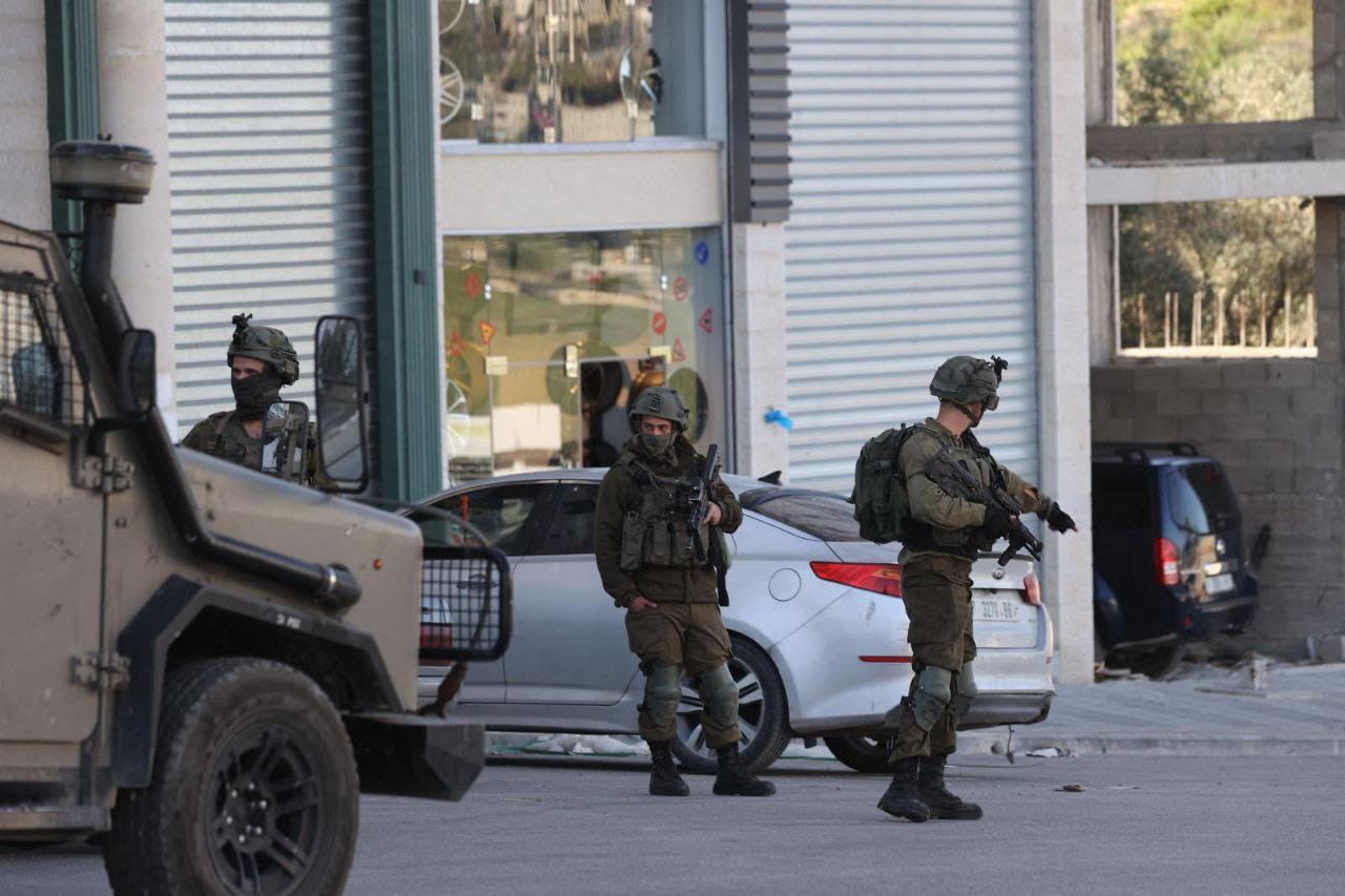 استشهاد 3 مقاومين فلسطينيين باشتباك مسلح مع قوات الاحتلال الإسرائيلي في نابلس