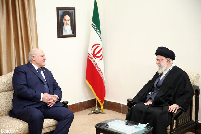 Лидер Исламской революции: Духовность способна стать движущим фактором для народов