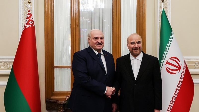 Pertemuan Ketua Parlemen Iran dengan Presiden Belarus