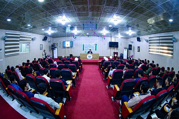  إقامة ندوة قرآنيّة في جامعة الإمام الكاظم (عليه السلام) بالنجف الاشرف