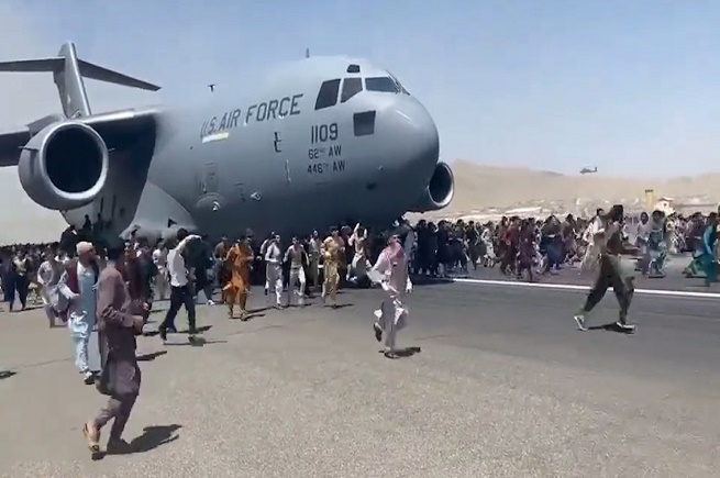 "ذا إنترسبت": أسوأ فشل لسياسة أمريكا عندما انهار الجيش والحكومة الأفغانية