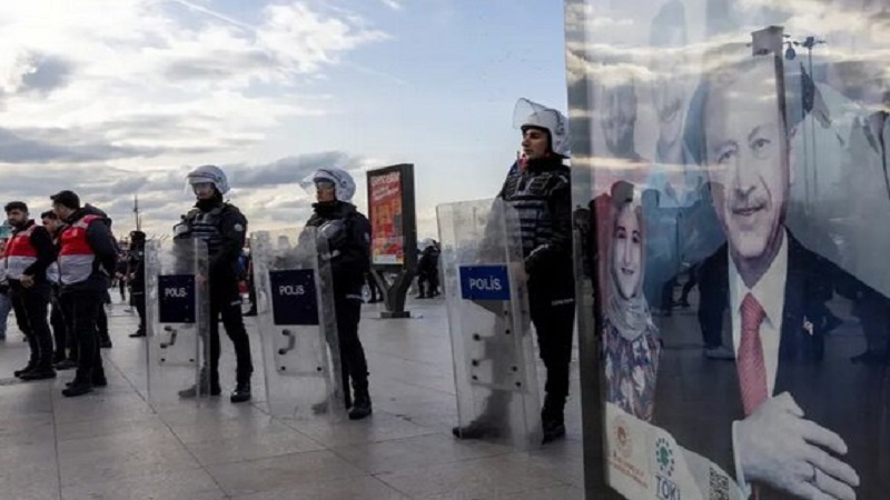 Türkiye'de bir gazeteciye hapis cezası