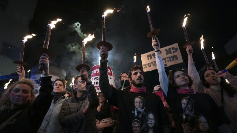 Tel-Aviv'de polis ile yerleşimciler arasında şiddetli çatışma yaşandı