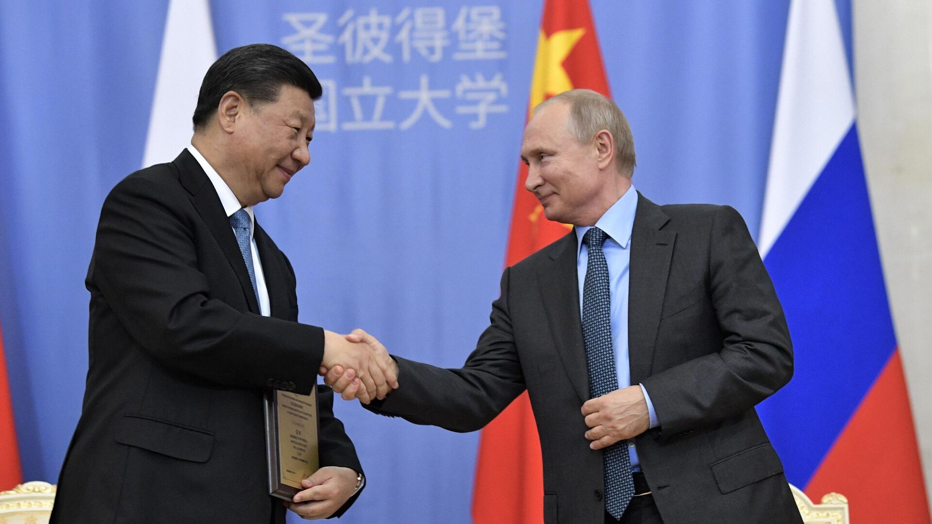 Путин: Чинин Украјна илә бағлы планы сүлһ низамланмасы үчүн әсас ола биләр