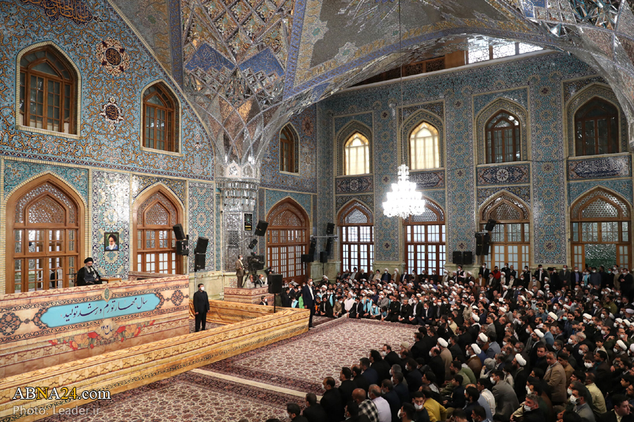 تقرير مصور / قائد الثورة الاسلامية يلقي كلمة بمناسبة حلول السنة الشمسية الجديدة في حرم الإمام الرضا(ع)-2
